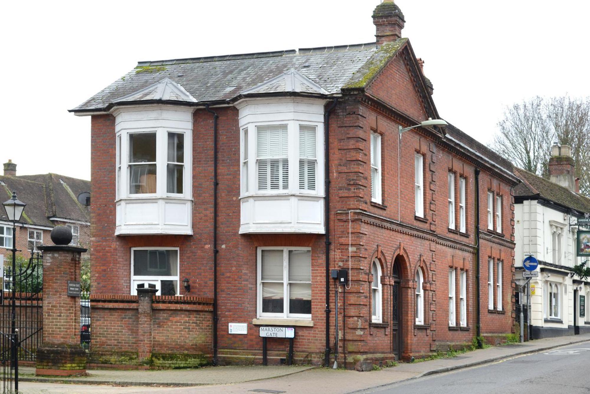 The Old Brewery Boardroom - Winchester City Centre - Unique Property - Free Parking - Sleeps 6 - By Xplus Stays エクステリア 写真