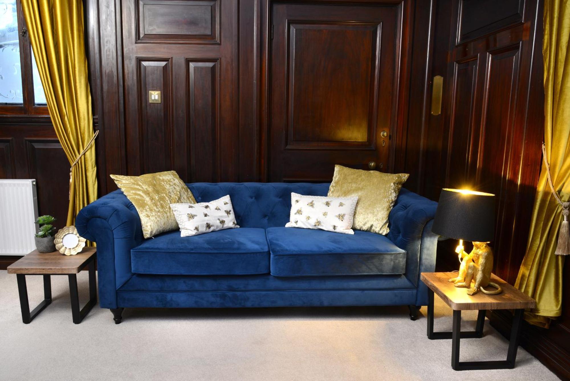 The Old Brewery Boardroom - Winchester City Centre - Unique Property - Free Parking - Sleeps 6 - By Xplus Stays エクステリア 写真